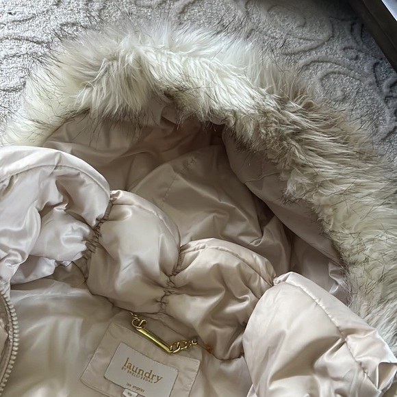 Laundry puff jacket great condition. Cream. Colored. Xs - Picture 3 of 4